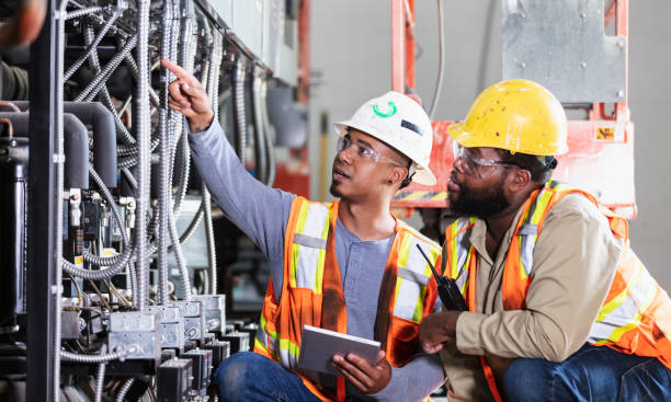 Best Commercial Electrician Services  in Oak Hill, FL